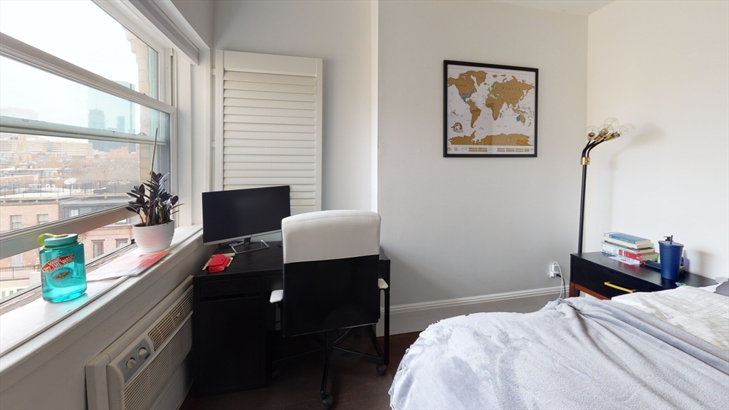 492 Massachusetts Ave, South End