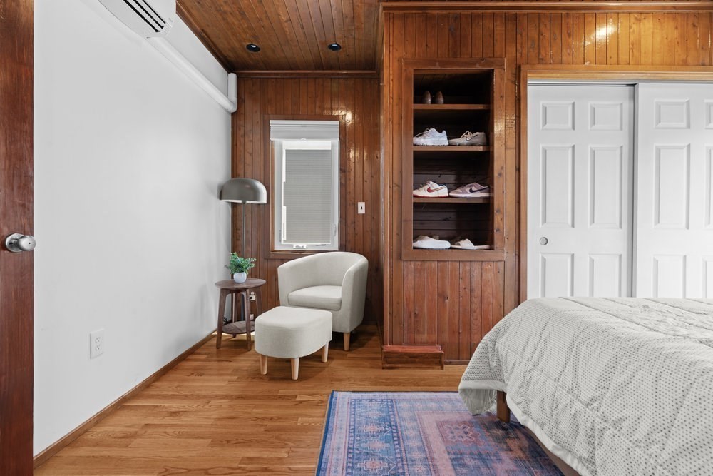 674 E Broadway, South Boston