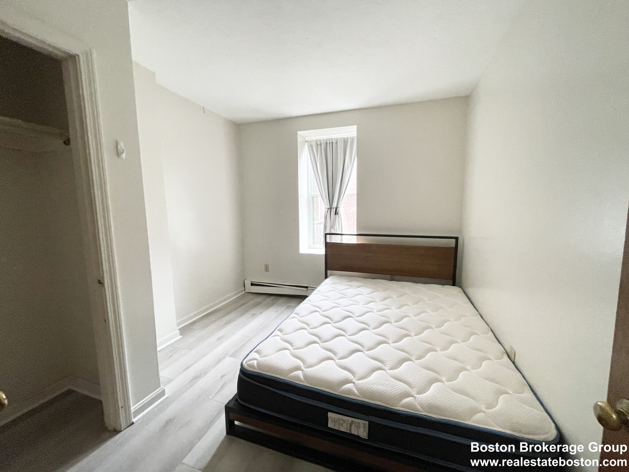 92 Hammond St, Roxbury