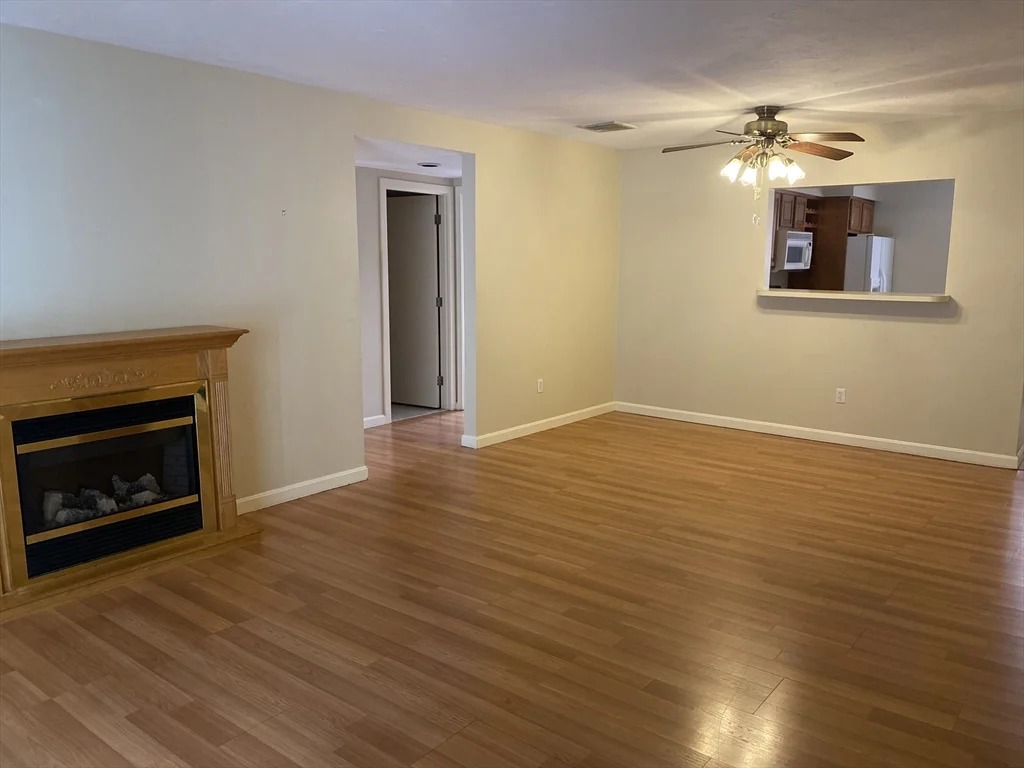 330 Sunderland Rd, Worcester