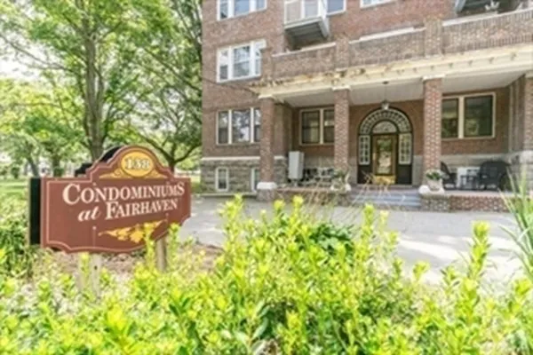 138 Main St, Fairhaven