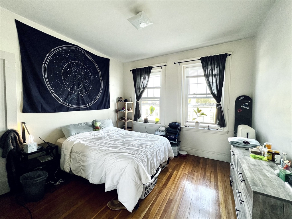 1568 Commonwealth Ave, Brighton