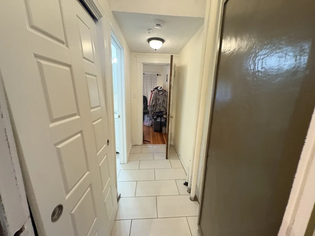 352 Main St, Medford