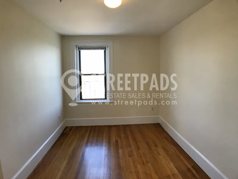 881 Massachusetts Ave, Central Square
