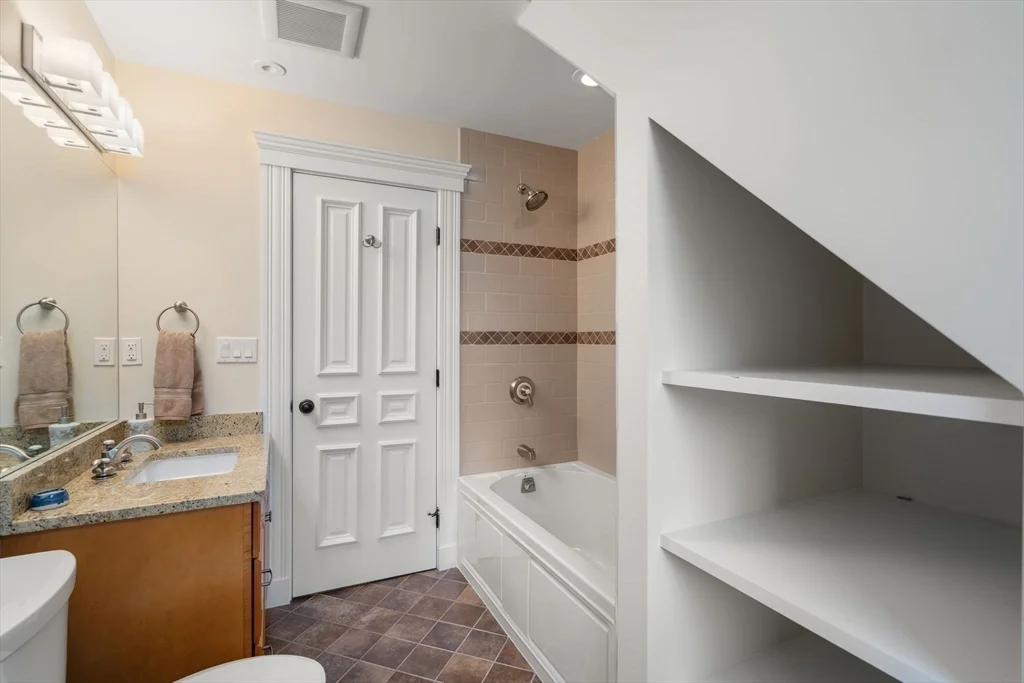 66 Forest Ave, Newton