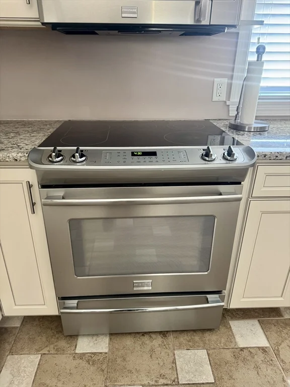 789 Mt Pleasant, Northwest