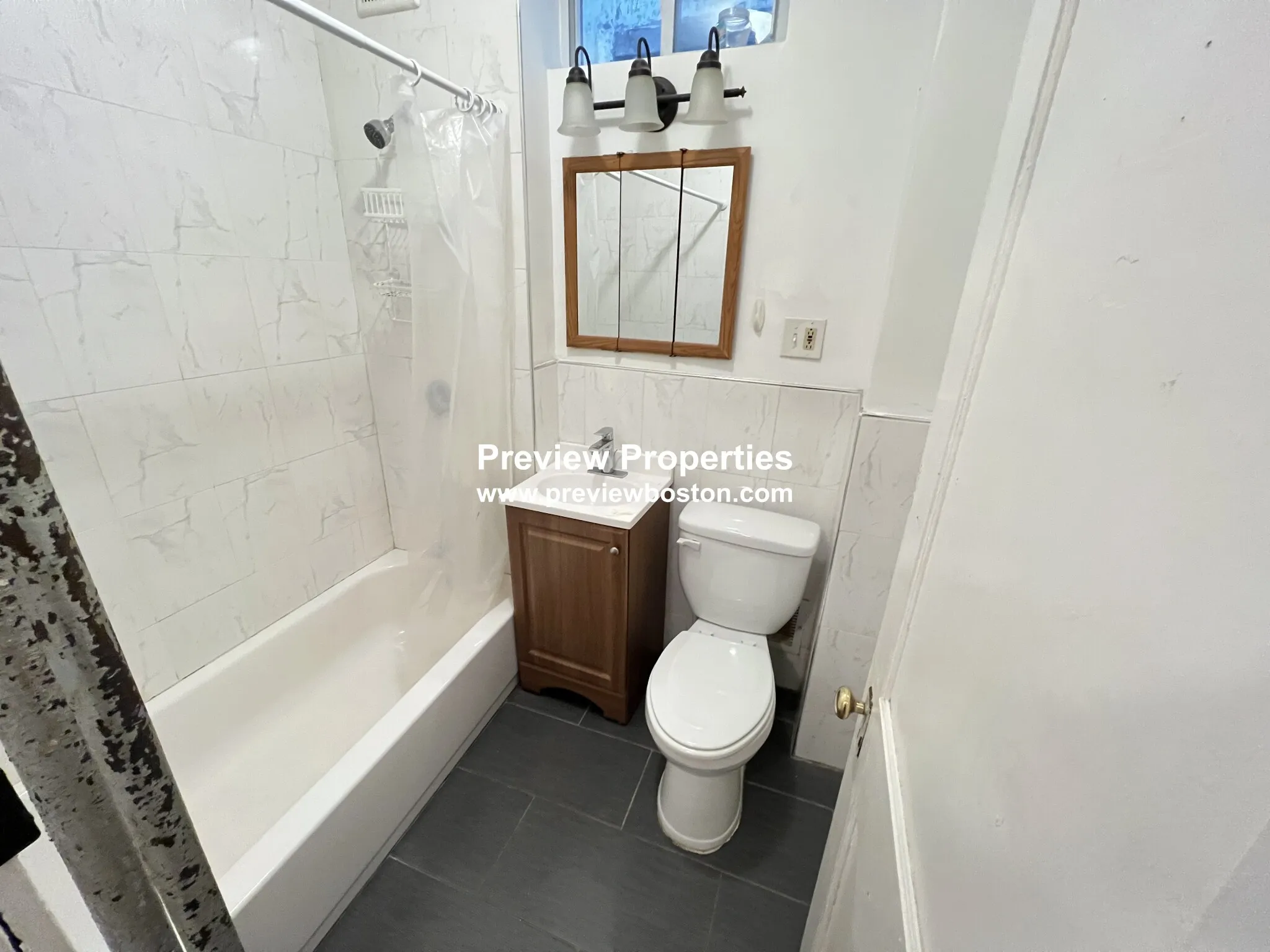 1377A Commonwealth Ave, Allston