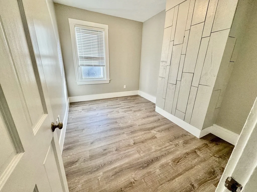 61 Gates St, South Boston