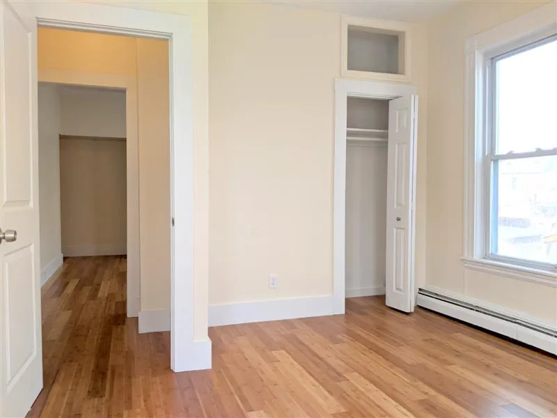 21 Thorndike St, Davis Square