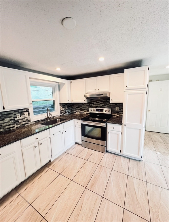 94 Prichard St, Fitchburg