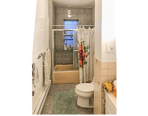 3 bed, 1 bath apartment for rent at 260 Aspinwall Ave Unit 3, Brookline Village — photo 4 of 11