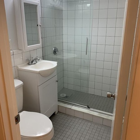 Studio bed, 1 bath apartment for rent at 39 Englewood Ave Unit 2, Brighton — photo 4 of 4