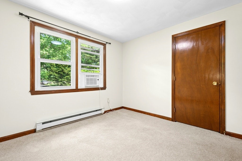 11 Minuteman Way, Shrewsbury
