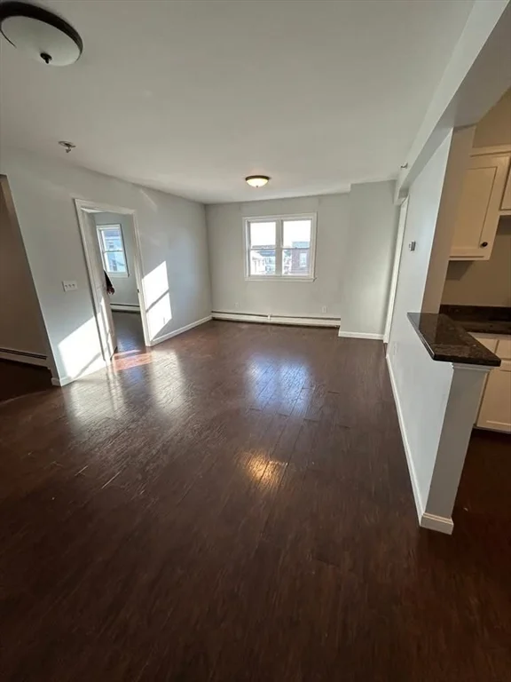 226 East Main St, Fall River