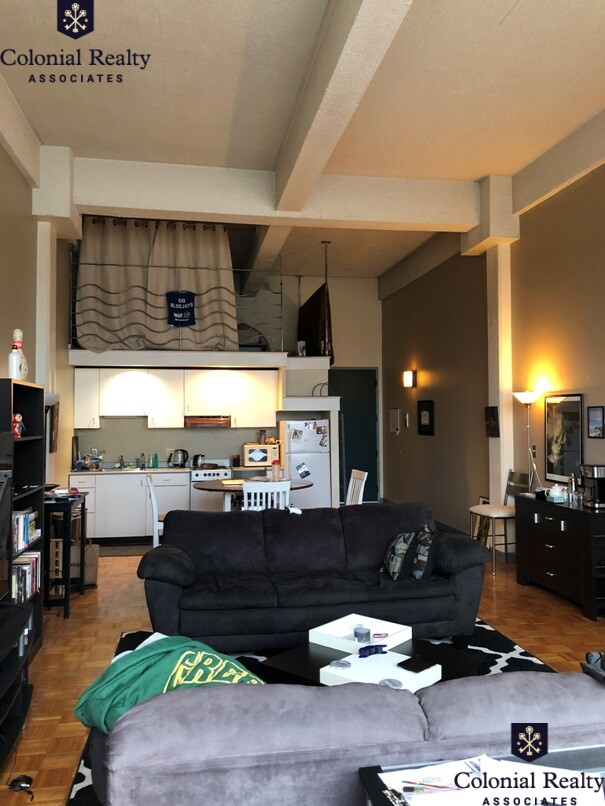 61 Brookline Ave, Fenway