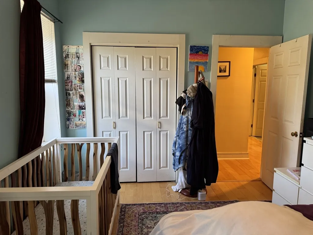 20 Linwood St, Roxbury