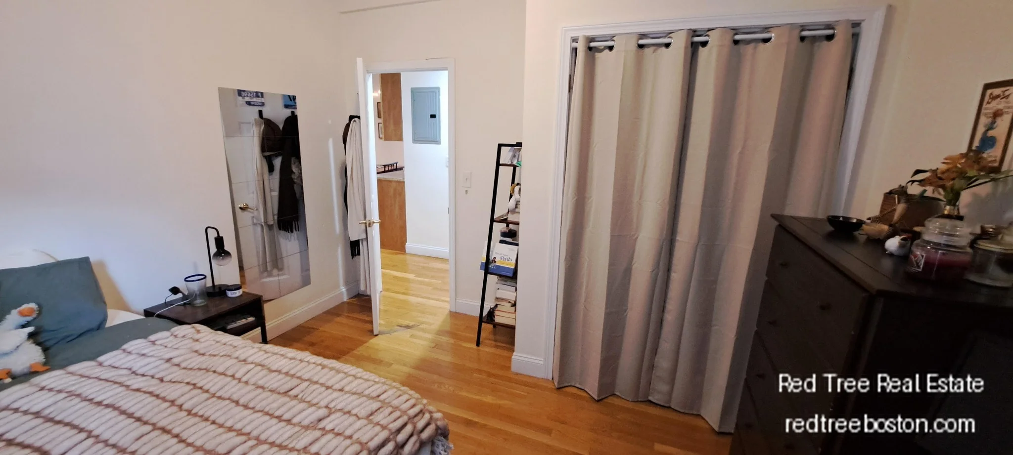 143 Hillside St, Mission Hill