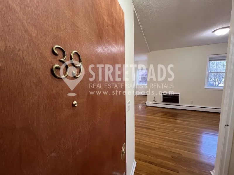 2018 Commonwealth Ave, Brighton