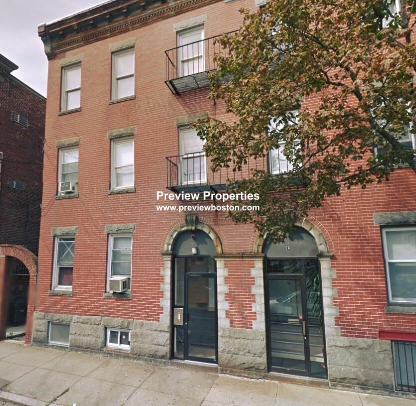 72 Frankfort St, East Boston