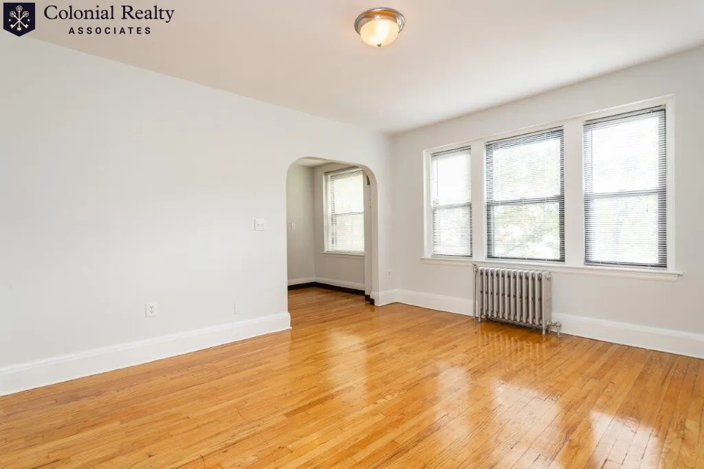 123 Highland Ave, Winter Hill