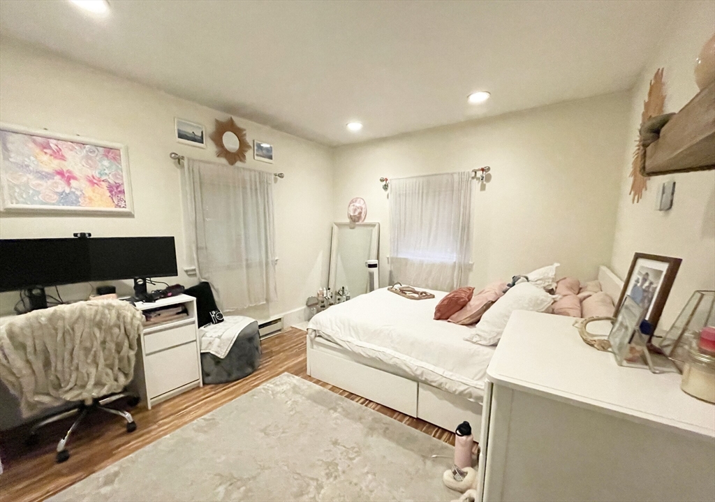 386 East 8th St, Boston