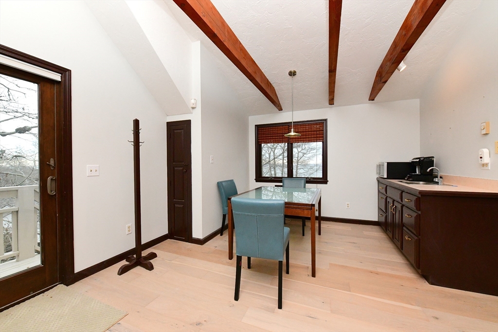 31 Ellisville Rd, Ellisville