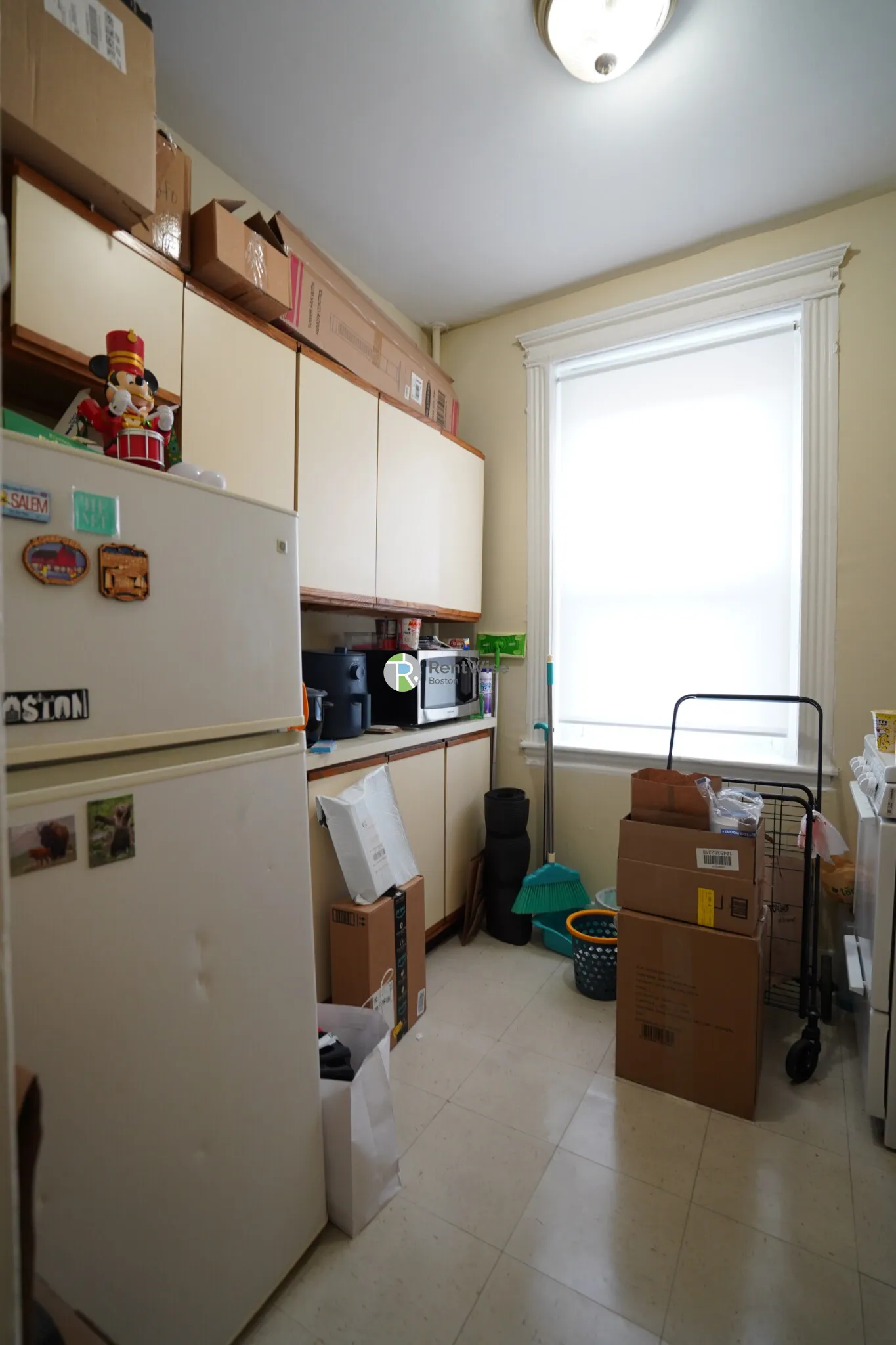 35 Gardner St, Allston