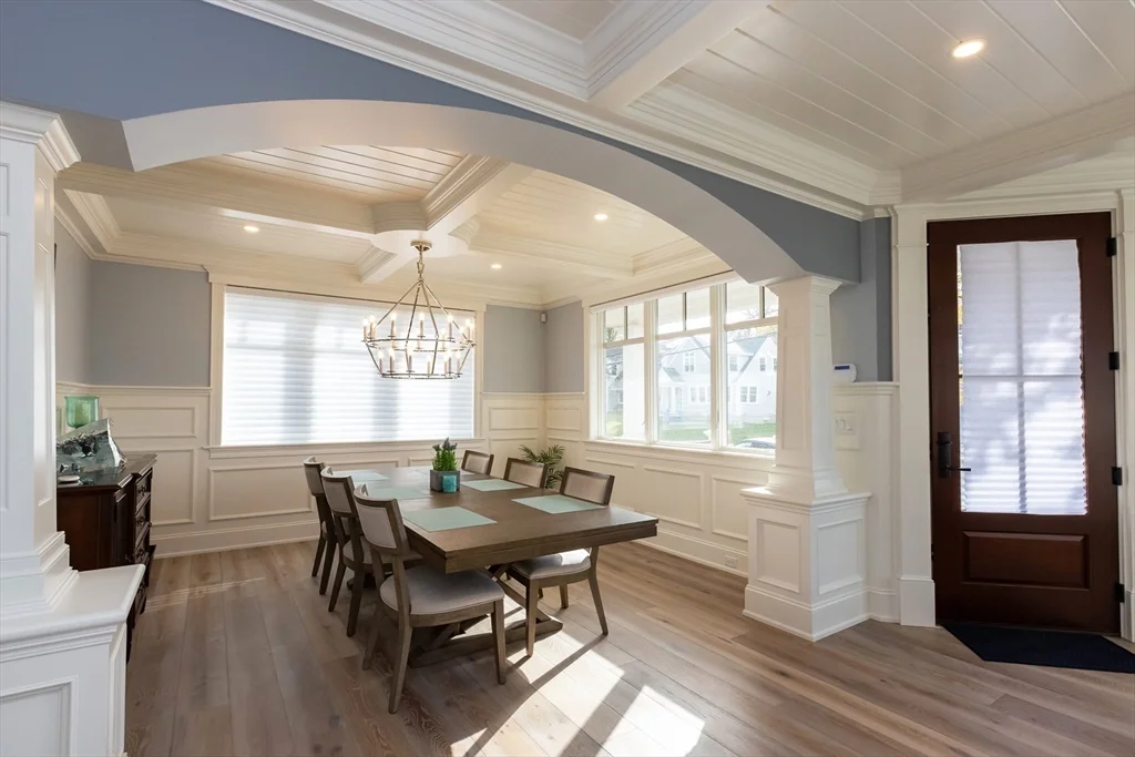 25 Cushing Ave, Crow Point