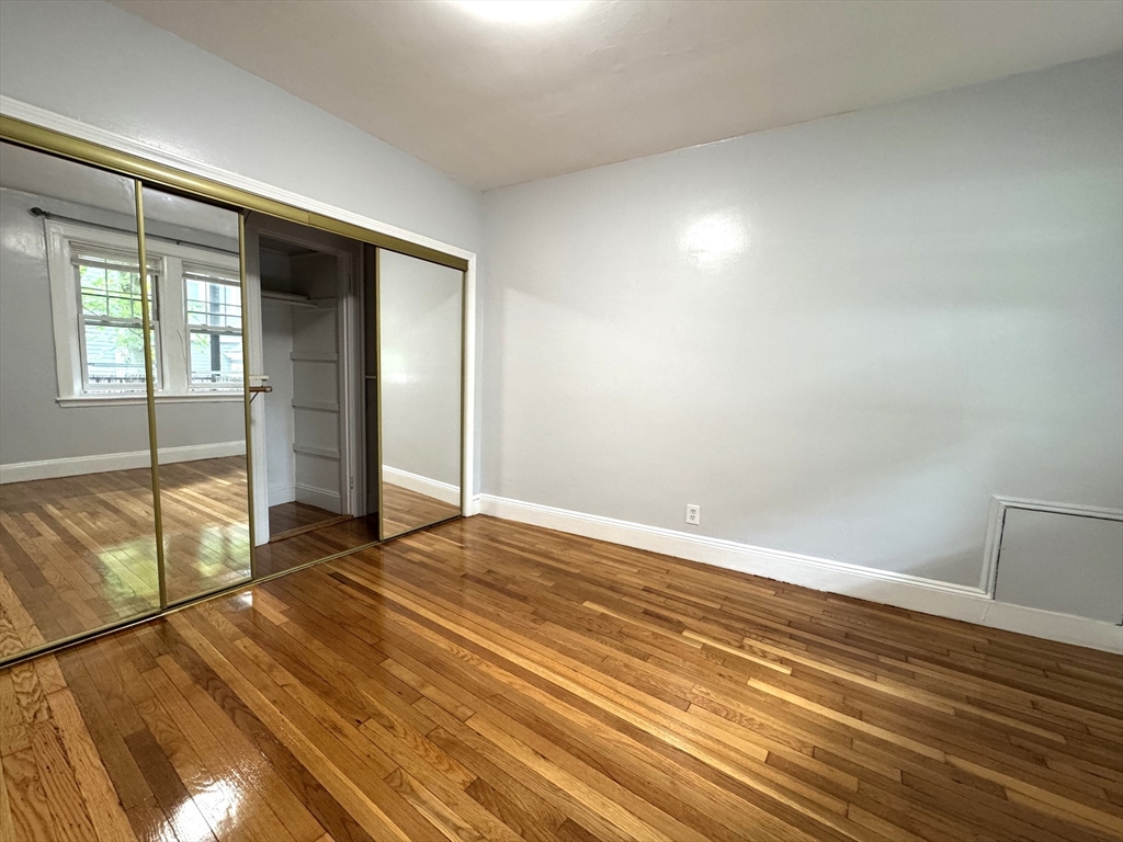 52 Strathmore Rd, Brighton