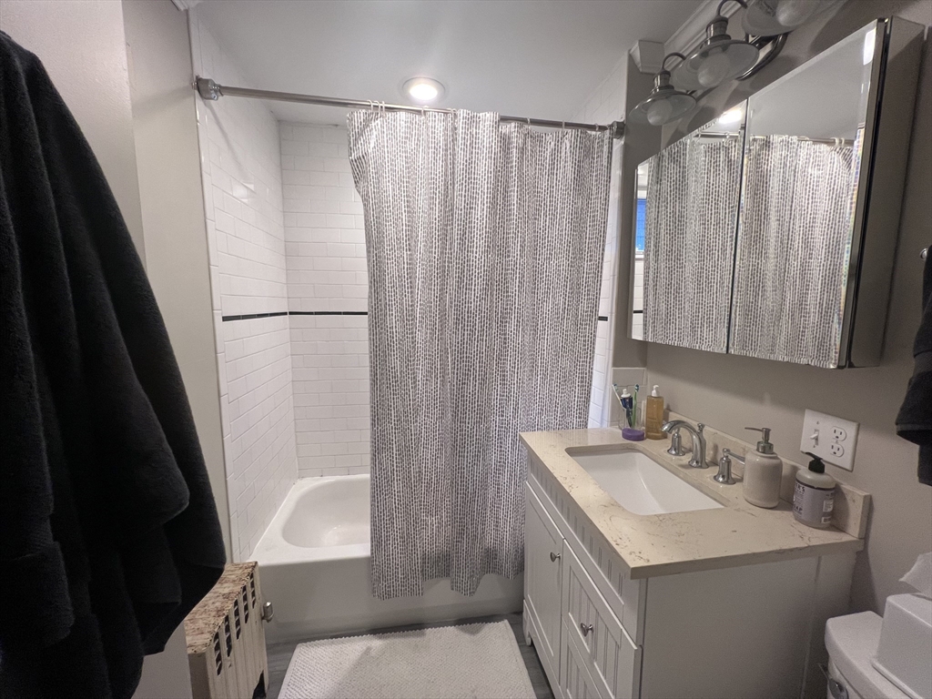 7 Roberts Rd, Harvard Square