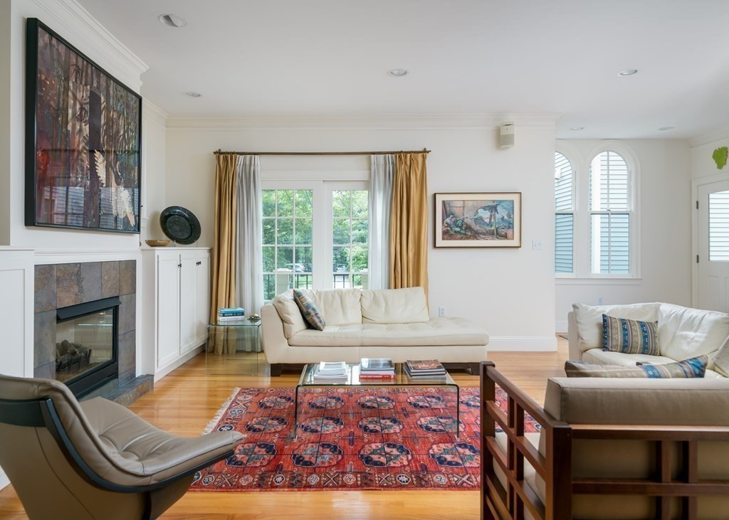 37 Mount Vernon, Neighborhood Nine