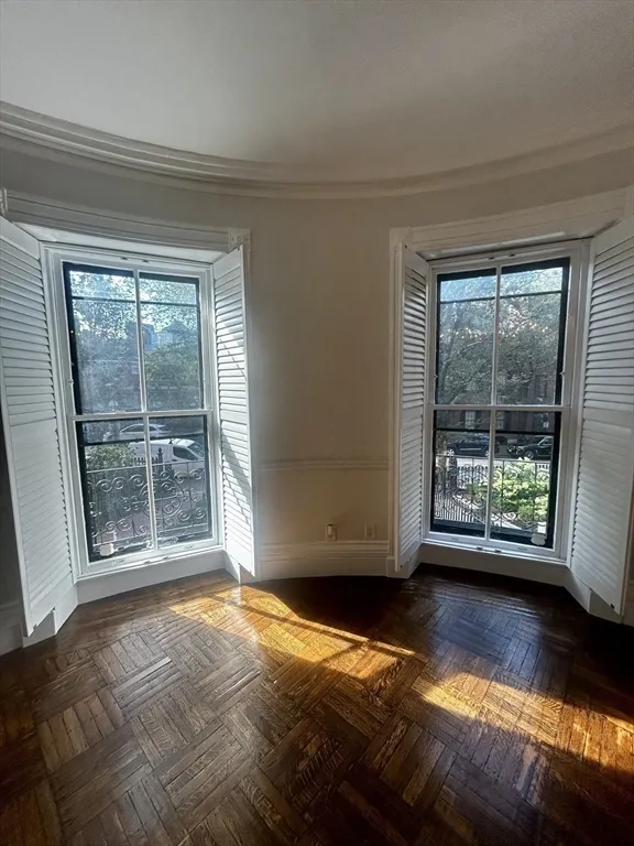 81 Mount Vernon St, Beacon Hill