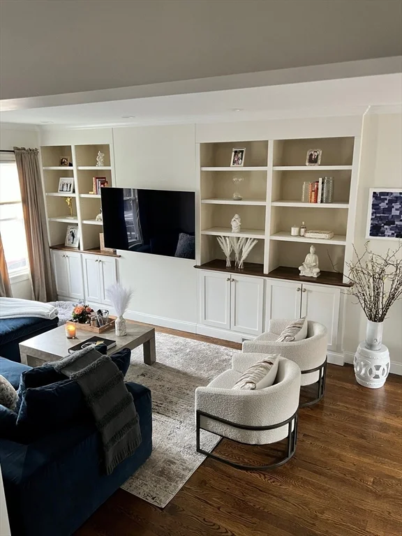 397 E 5th St, South Boston