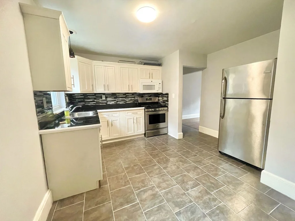 1 O'leary Way, Jamaica Plain