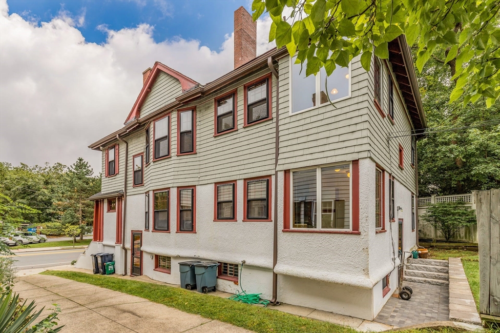 375 Mt Auburn, West Cambridge