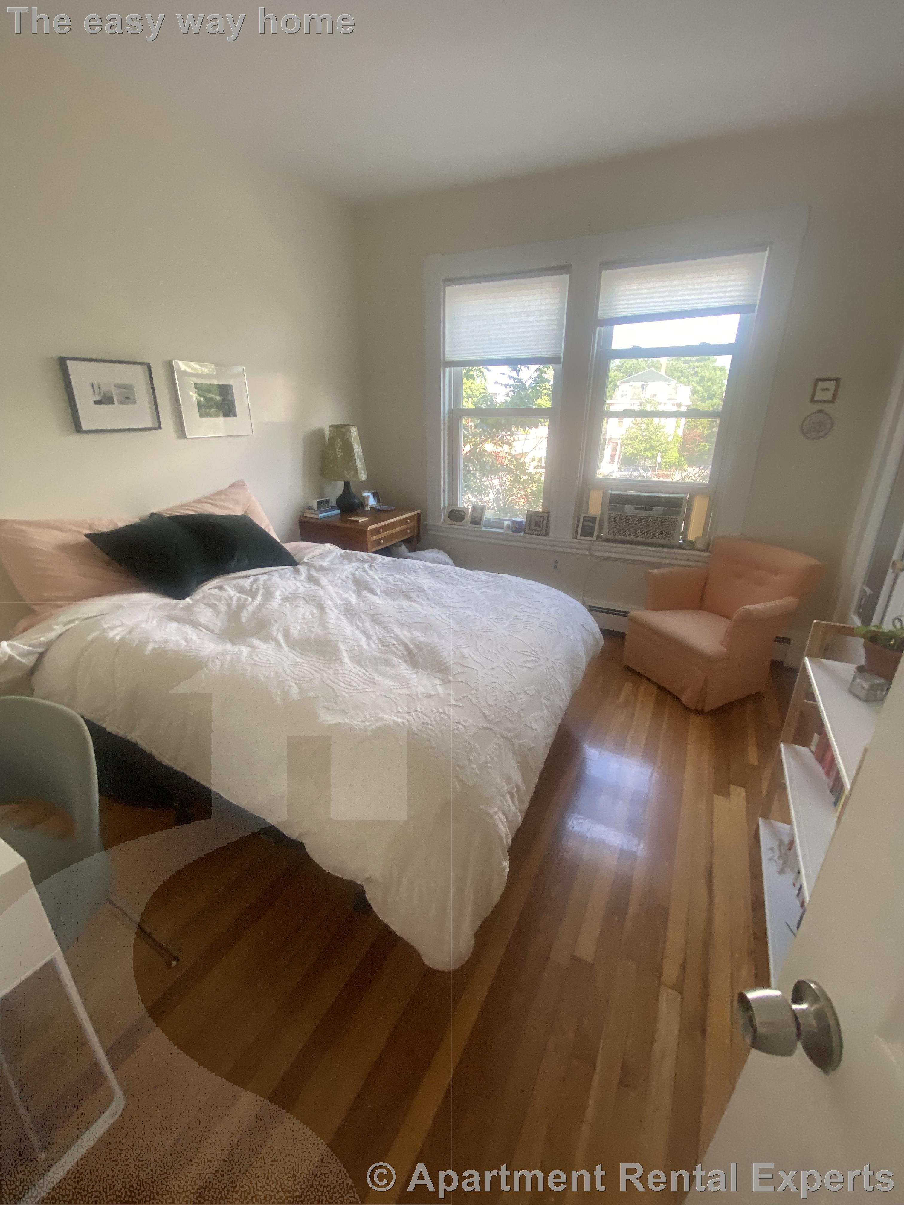 9-11 Houghton St, Inman Square