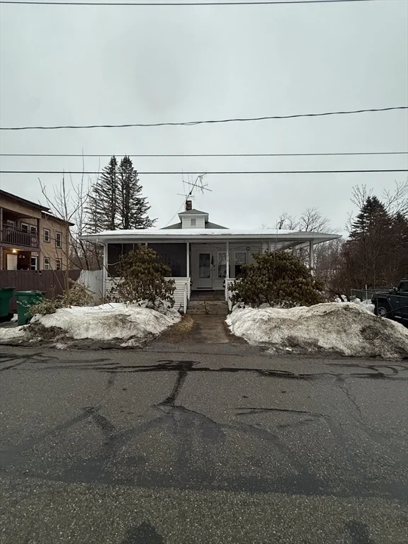 315 Canton St, Fitchburg