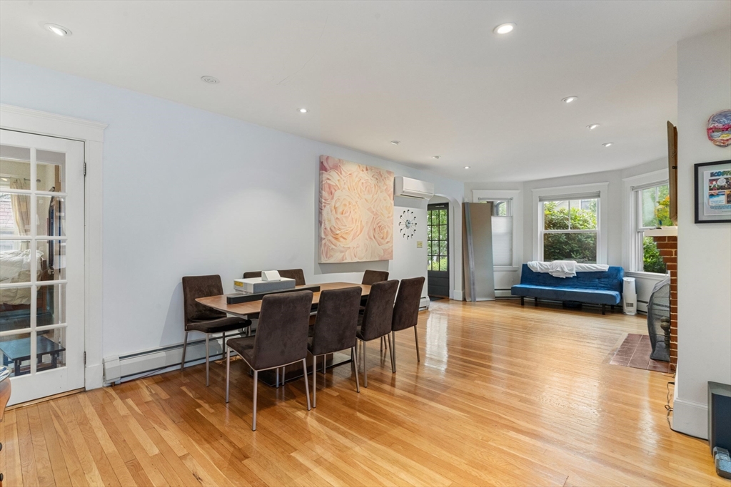 148 Lakeview Ave, West Cambridge