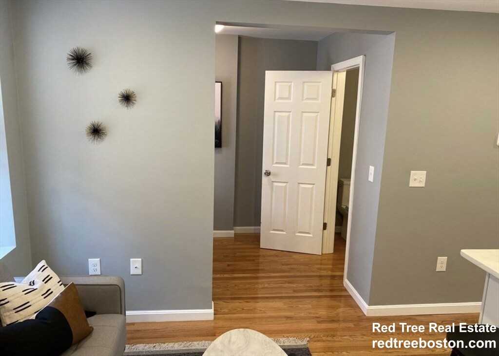 13 Wiget St, North End