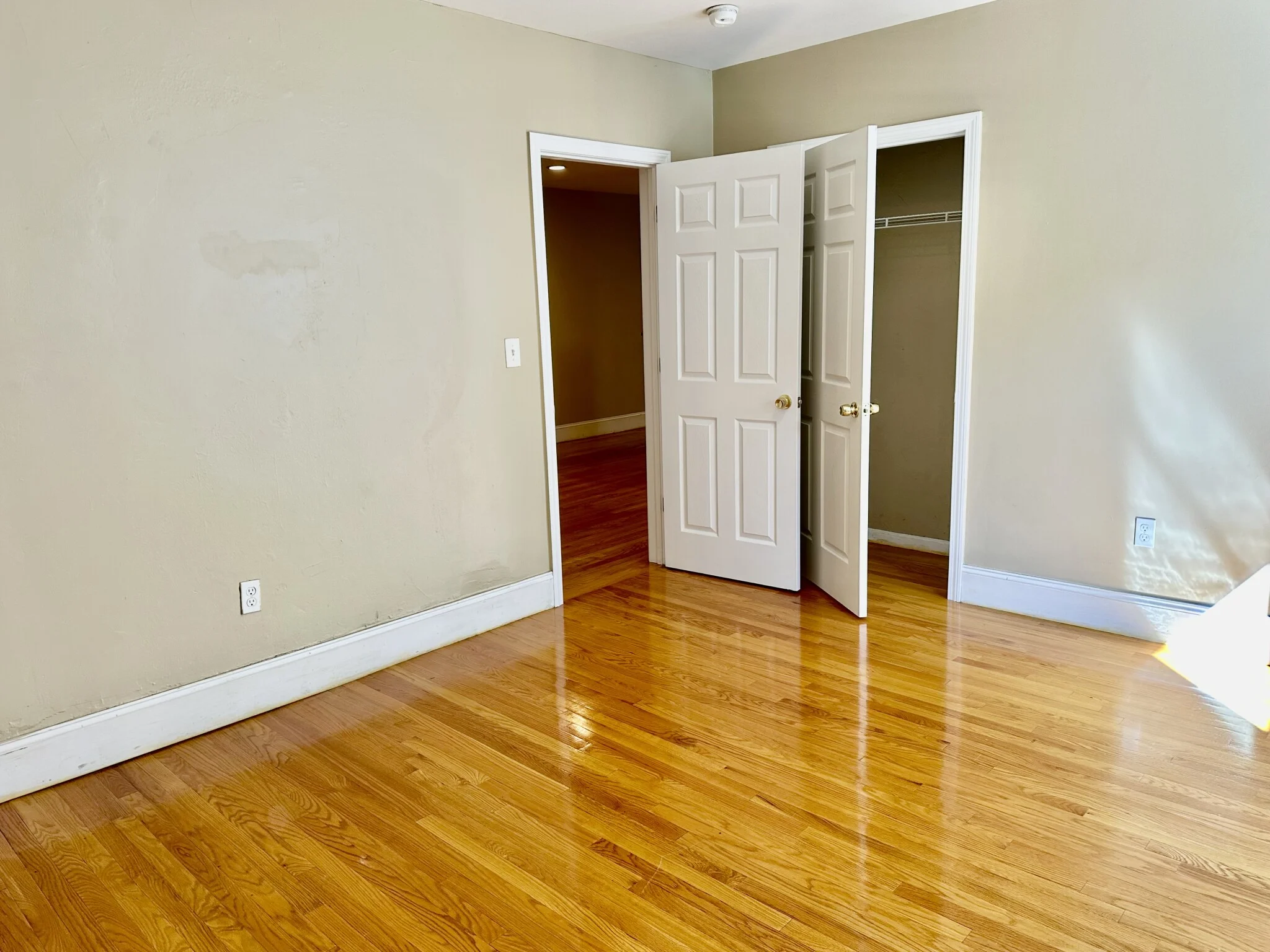 328 Saint Paul St, Brookline