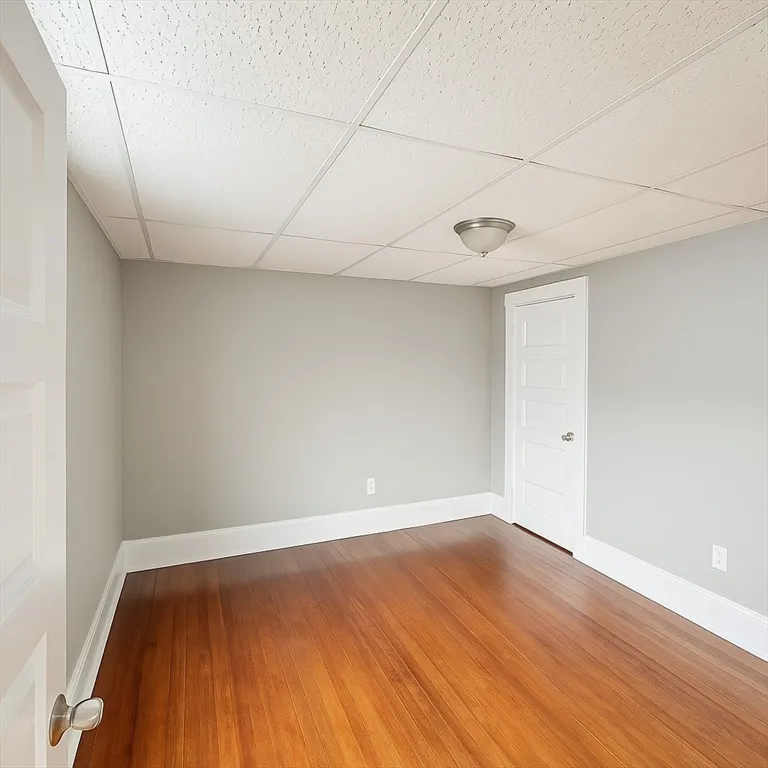 21 Henchman, East Worcester