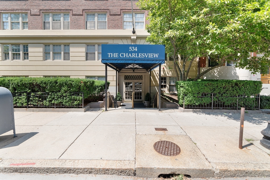 534 Beacon St, Back Bay