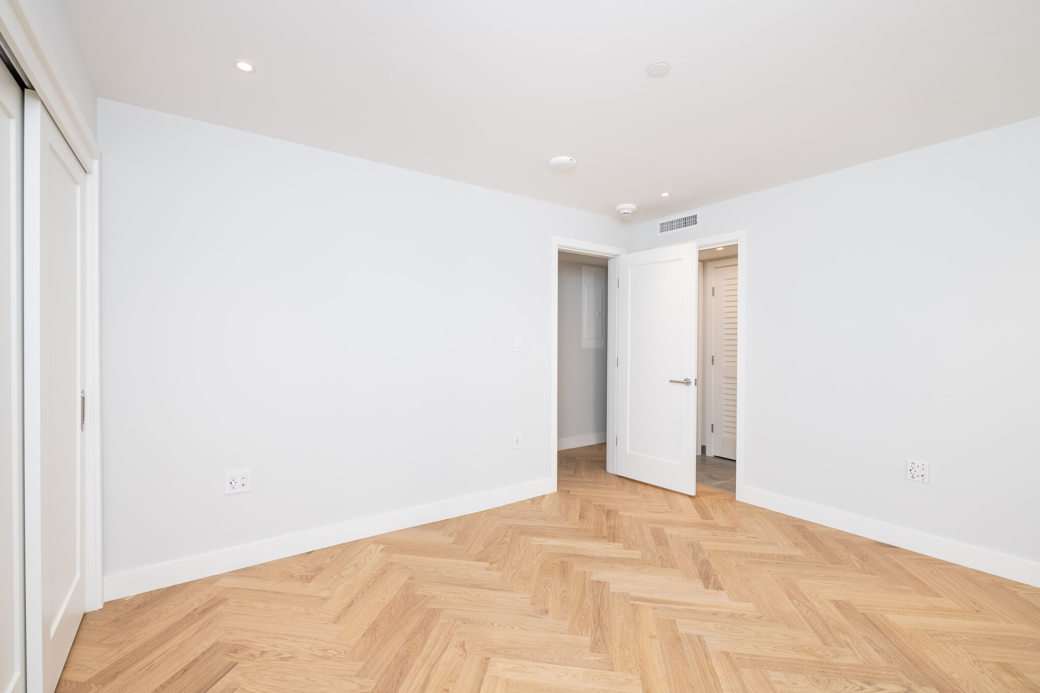 12 Commonwealth Ave, Back Bay