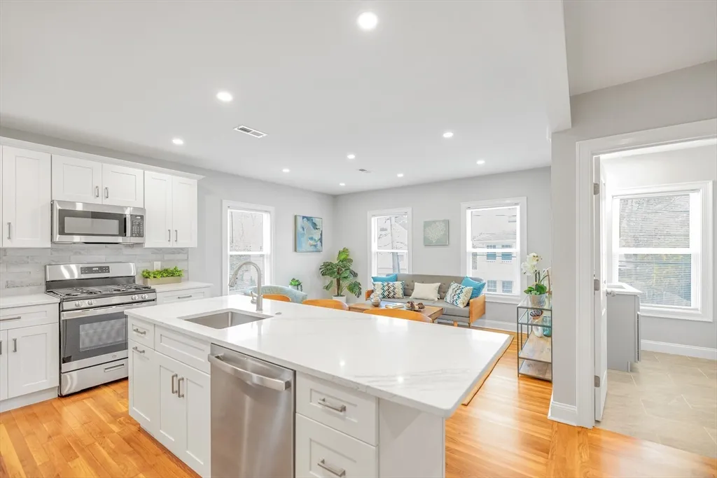 58 Constance, West Roxbury