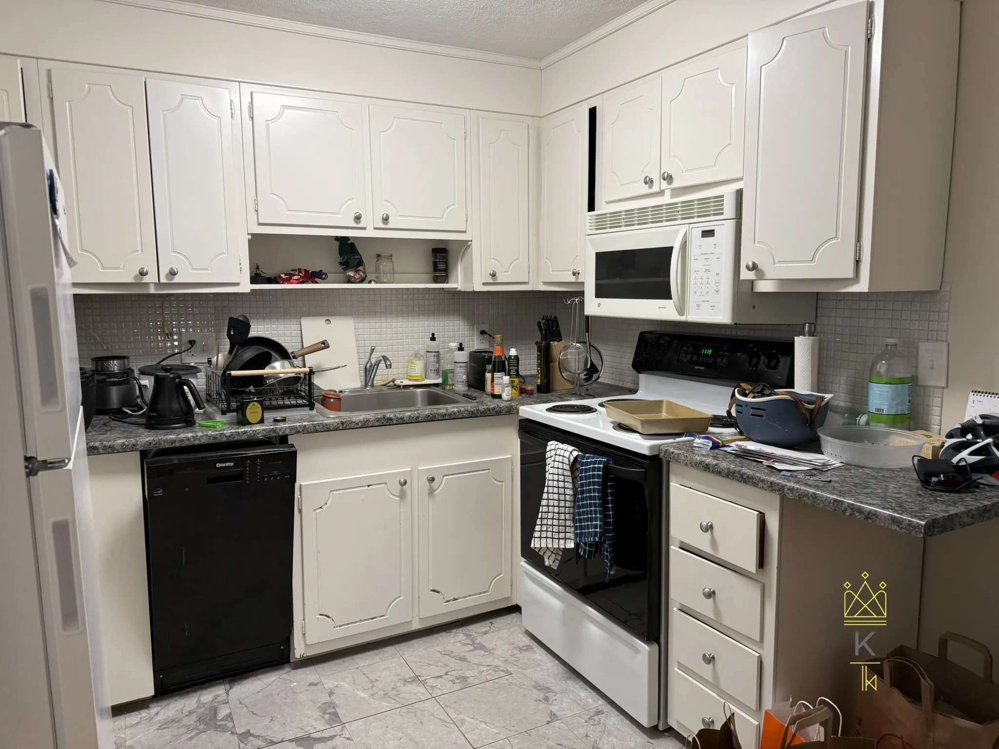 81 Green St, North Brookline