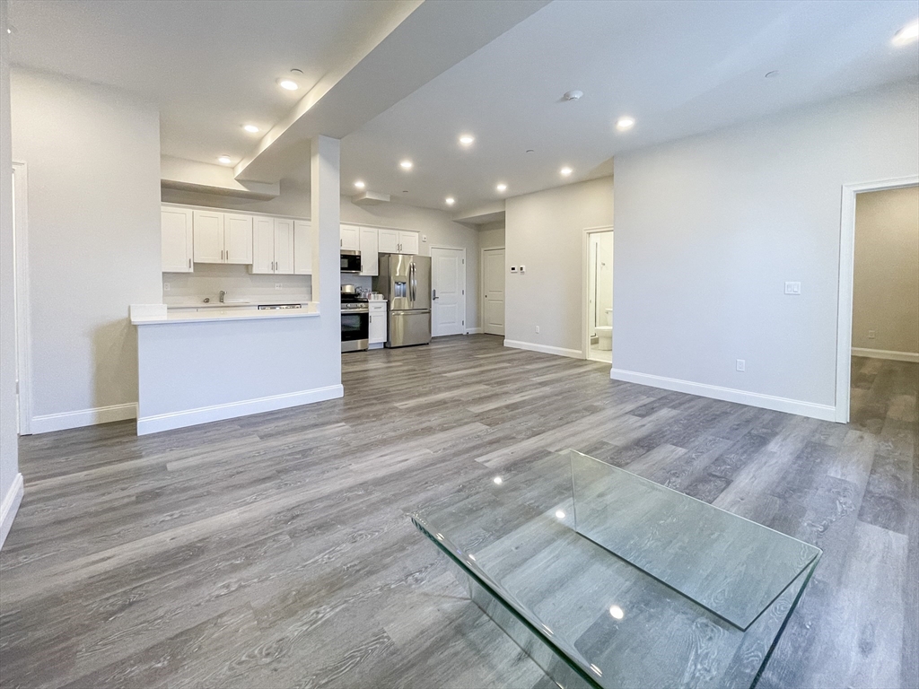 5 Fremont St, Winthrop