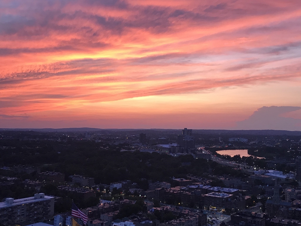 188 Brookline Ave, Fenway