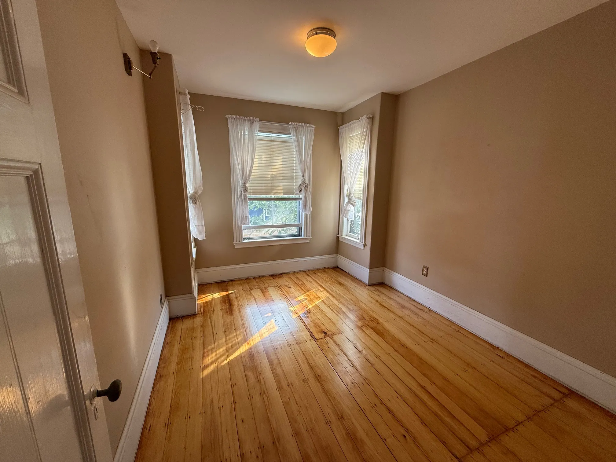 57 Rindge Ave, North Cambridge