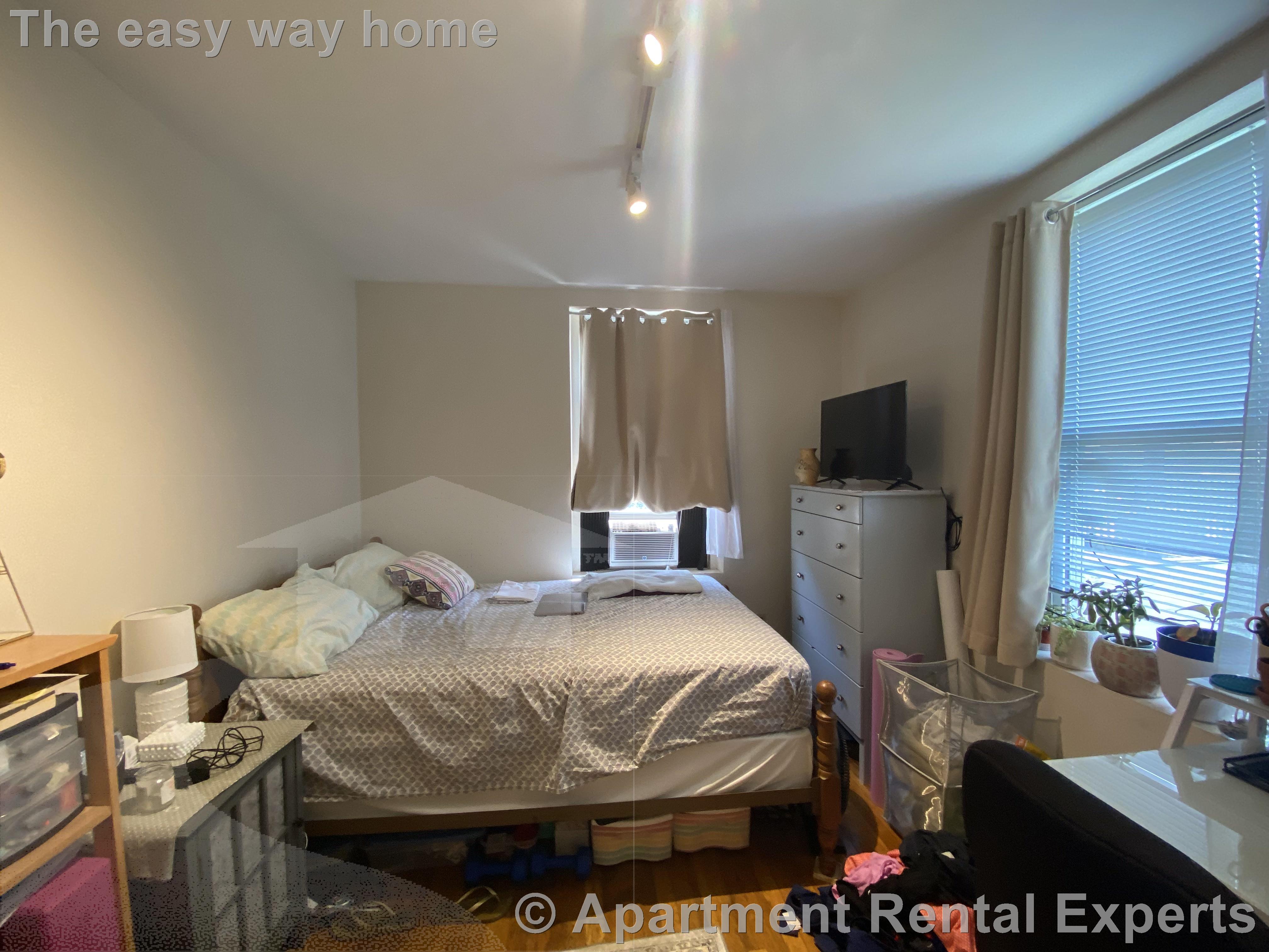 54 Kelly Rd, Central Square