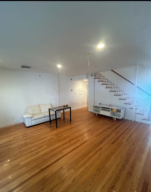 30 Cameron St, Brookline Village